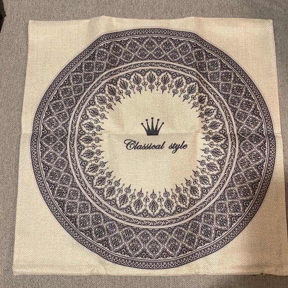 Three throw pillow covers - Picture 1 of 3